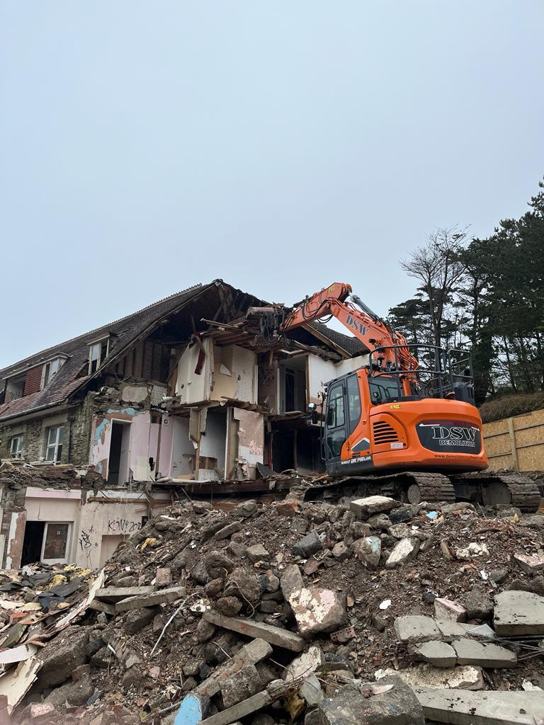 Demolition of the former Lee Bay Hotel, Lee, Ilfracombe, Devon ...